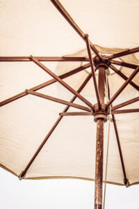 interior parasoles mobiliario ideal